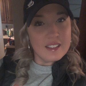 Meet your Posher, Alison